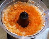 A picture of step 3 of Italian meatballs.