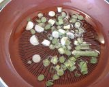 Foto del paso 10 de la receta Ensalada templada de navajas en fritura con jamón
