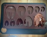 Foto del paso 1 de la receta: Huevos de Pascua decorados con Lacasitos