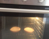 Foto del paso 3 de la receta: Hamburguesa de pavo y espinacas con puré de patatas
