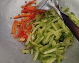 Foto langkah ke 2 dari resep Tumis Labu Telur.
