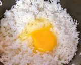 Hình bước làm 1 của món Cơm chiên dăm bông