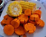 Hình bước làm 2 của món Canh sườn non hạt sen táo đỏ
