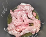 Foto del paso 1 de la receta: Conejo al ajillo con salsa de vino