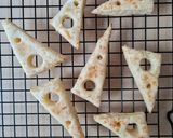 Foto del paso 3 de la receta: Scones de queso 🧀 con formita de quesito
