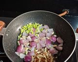 A picture of step 1 of Broccoli Almond soup.