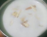 A picture of step 5 of Banana smoothie.