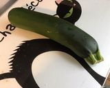 Une image de l'étape 5 de Pieuvres de poivrons grillés île de betteraves et mer de courgette.