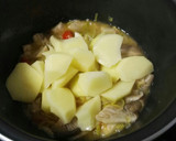 Foto del paso 4 de la receta: Guiso de patatas con setas