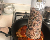 Foto del paso 3 de la receta: Pechugas de pavo en salsa inglesa