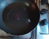 Foto del paso 3 de la receta: Tortilla acelga con corbatas al pesto