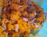 Foto del paso 3 de la receta: Sorrentinos de zapallo y pollo con masa de semolin