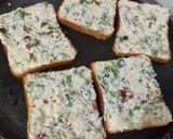 गार्लिक ब्रेड (garlic bread recipe in Hindi) रेसिपी चरण 3 फोटो