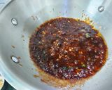 A picture of step 3 of Schezwan Chutney.