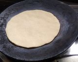 ज्वार की रोटी (jowar ki roti recipe in Hindi) रेसिपी चरण 3 फोटो