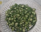 भिंडी की सब्जी (Bhindi ki sabzi recipe in hindi) रेसिपी चरण 1 फोटो
