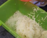 A picture of step 3 of Home made veggie and meat burgers.