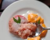 Foto langkah ke 8 dari resep Mango Sticky Rice Dragon Fruit.