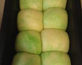 Foto langkah ke 10 dari resep Roti pandan isi coklat kacang.
