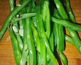 Foto del paso 4 de la receta: Langostinos con mix de curry y fideos de judías verdes