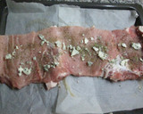 Foto del paso 3 de la receta: Arrollado de lomo de cerdo horneado (dietético)