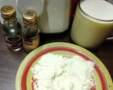 A picture of step 1 of Bloody rose milkshake.