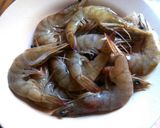 Foto langkah ke 1 dari resep Udang asam manis.