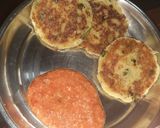 A picture of step 4 of Farali aloo tikki with creamy tomato chutney.