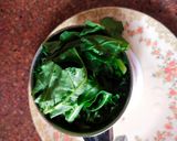 A picture of step 2 of Green Palak Puri.