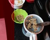 A picture of step 1 of 3 Different Varieties of the Detox Drinks.