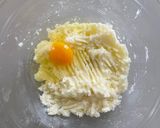Foto del passaggio 2 della ricetta Torta lamponi e cioccolato
