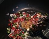 Foto langkah ke 1 dari resep Tumis sayur bumbu kuning.