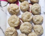 A picture of step 7 of Paneer Momos.