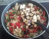 Foto del paso 2 de la receta Paella de verduras con socarrat