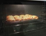 Foto langkah ke 4 dari resep Blueberry White Chocolate Muffin.
