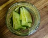 A picture of step 5 of Pickled red onion.