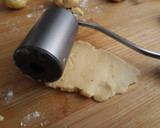 Foto del paso 2 de la receta: Galletas de queso al curry en Tm5