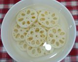 Hình bước làm 2 của món Củ Sen kho chay