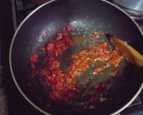 A picture of step 2 of Sausage pie.