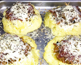 Foto del paso 6 de la receta: Papa rellena con carne molida y lomo embuchado, gratinada con queso