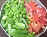A picture of step 1 of Pav-bhaji Pulao.