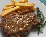 Foto langkah ke 5 dari resep Ribs Steak with Perpercorn Sauce.