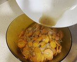 Foto del paso 4 de la receta: Lomo de cerdo en salsa de zanahoria