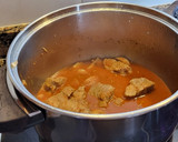 Foto del paso 8 de la receta: Solomillo de cerdo estofado con champiñones y patatas