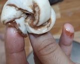 A picture of step 8 of Cinnamon puff with chocolate touch.