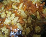 A picture of step 2 of Cheesy spicy elbow pasta.