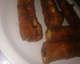 A picture of step 4 of Tinfish Bread Rolls.
