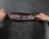 Une image de l'étape 11 de Saucisson au chocolat et chamallows.