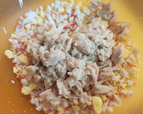Foto del paso 3 de la receta: Huevos rellenos de Surimi y Bonito del norte
