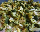 Rakott brokkolis csirke tésztával recept fázis 7 fotója